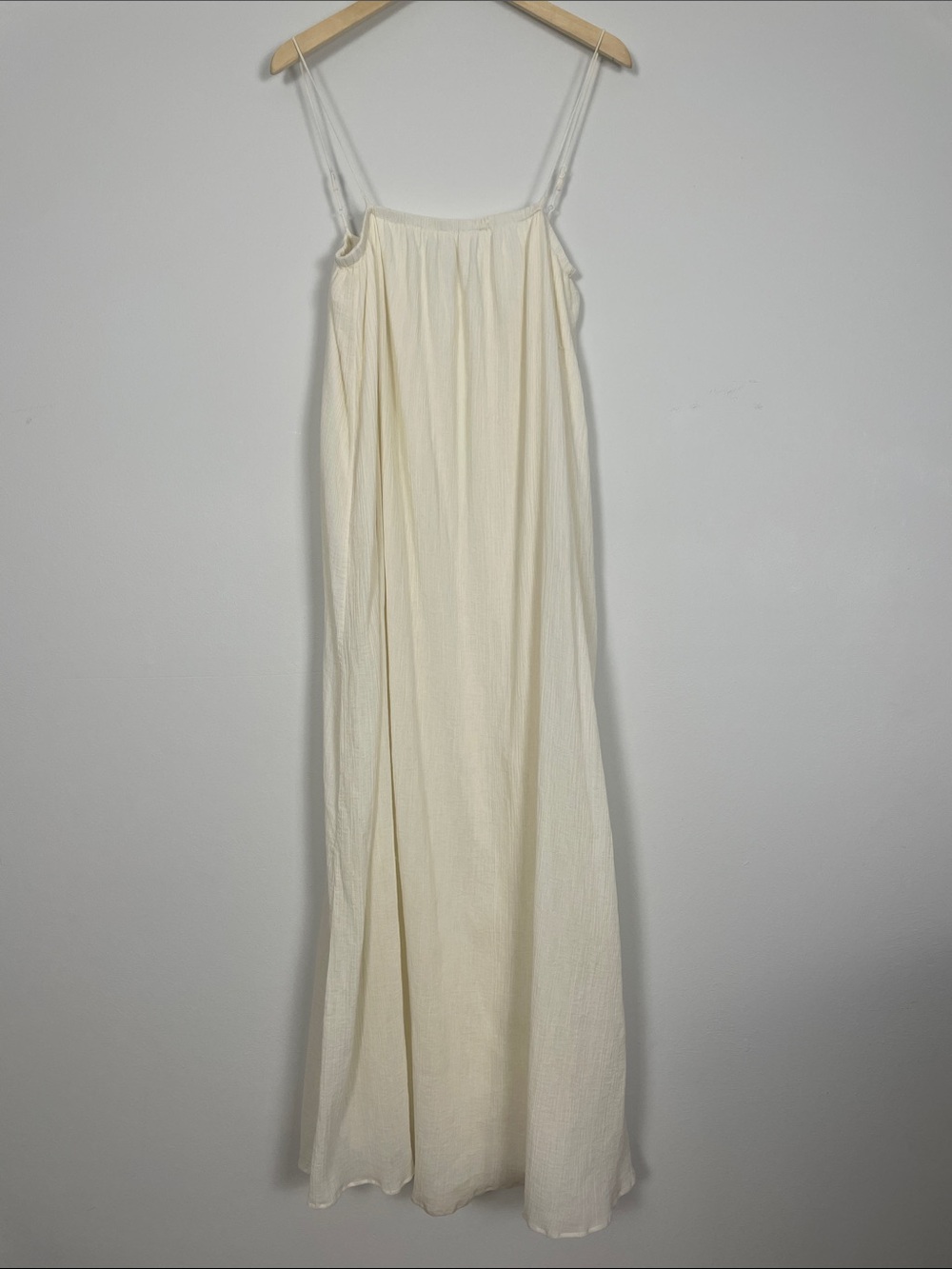 ONIA Crinkle Gauze Maxi Dress In Egret. Size M